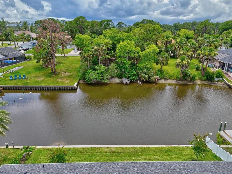 Canal with Intracoastal access