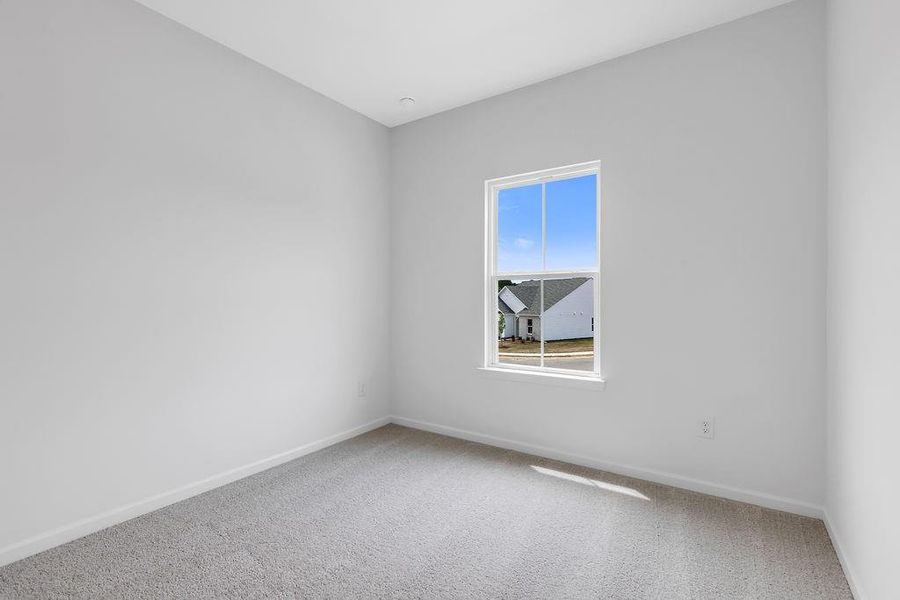Spacious, unfurnished interior of a new home in Three Rivers, Rome (Image 21).