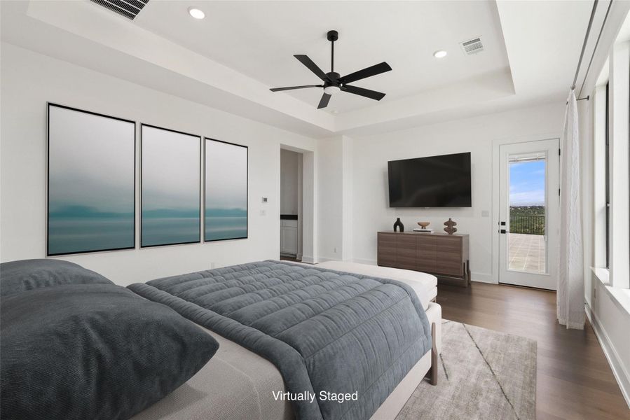 Furnished interior view inside a new home in The Estates at Rough Hollow Vista Ridge, Lakeway (Image 25).