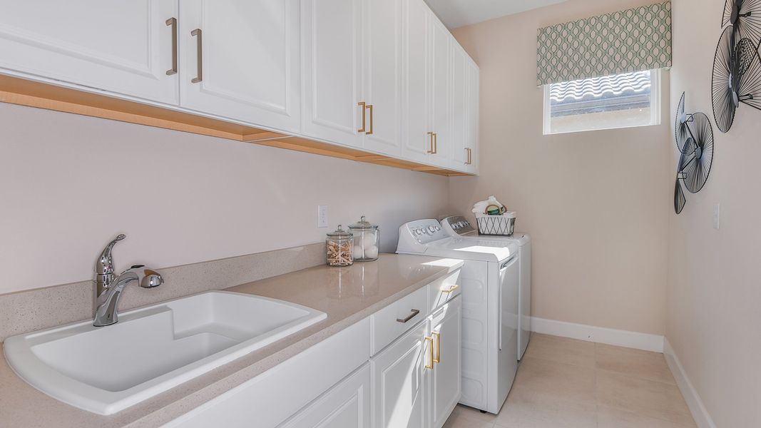 Representative furnished interior of a home built from the Farnese by Taylor Morrison in Esplanade by the Islands, Naples (Image 5).