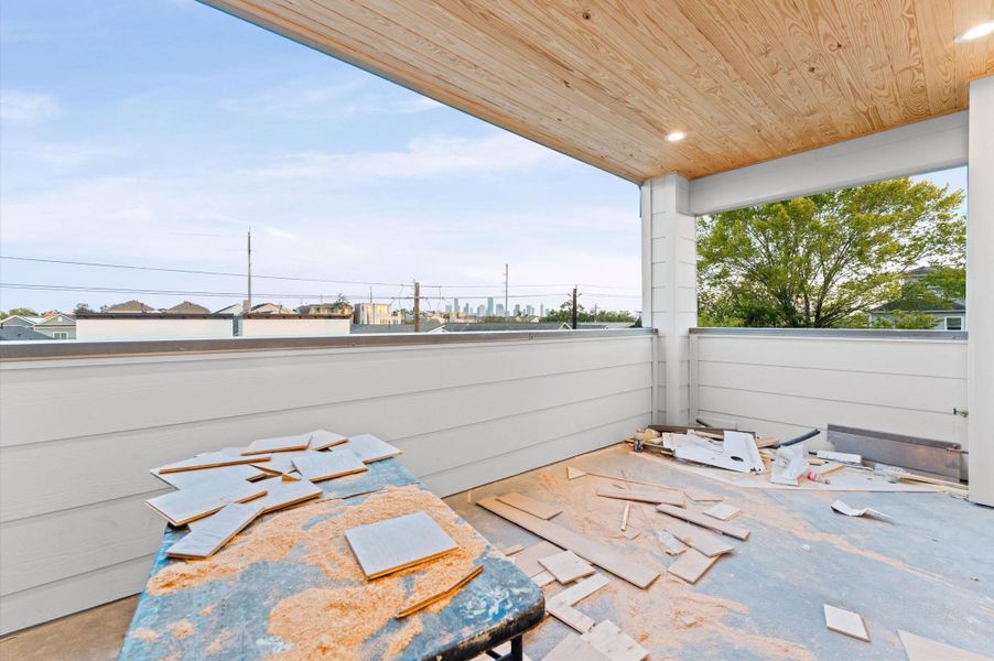 The covered rooftop deck is perfect for family gatherings and entertaining guests. The covered rooftop deck is perfect for family gatherings and entertaining guests.