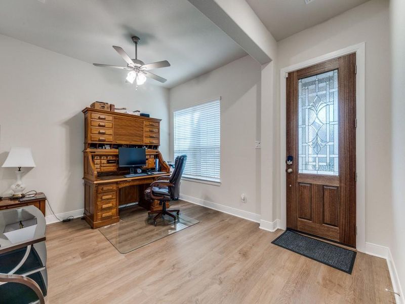 Just inside the front door is the office, formal dining or flex room to fit your needs. This plan may also offer the ability to enclose this room and add double doors for privacy.