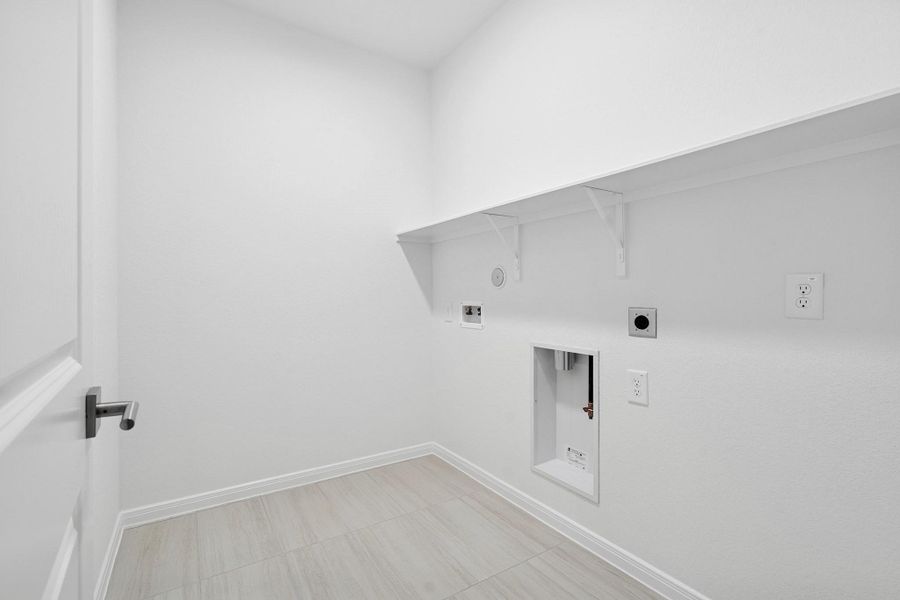 Spacious, unfurnished interior of a new home in Oakwood Estates, Waller (Image 27). Spacious, unfurnished interior of a new home in Oakwood Estates, Waller (Image 27).