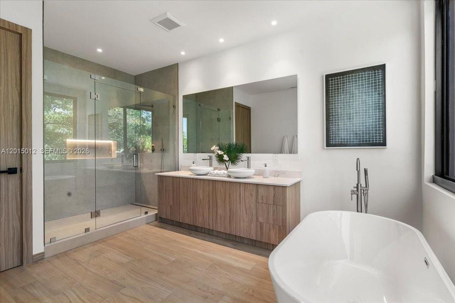 Furnished interior view inside a new home in , Miami (Image 32).