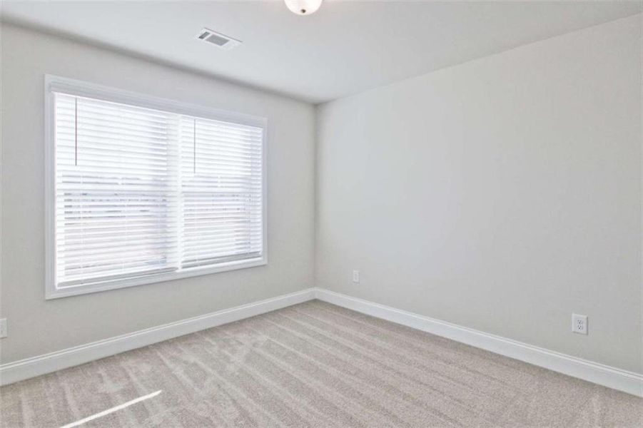Spacious, unfurnished interior of a new home in Somerset at Riverbrook, Gainesville (Image 24).