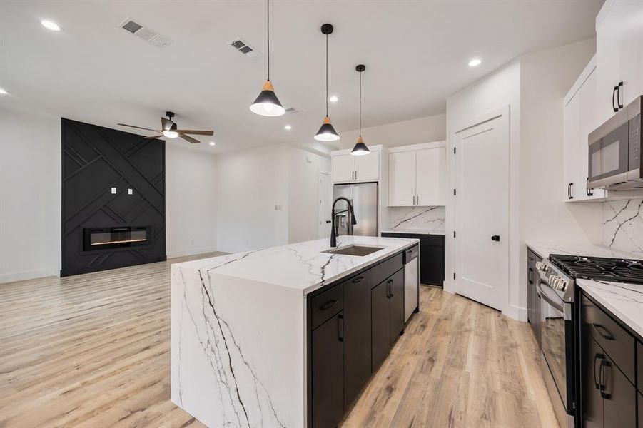 Furnished interior view inside a new home in , Dallas (Image 11).