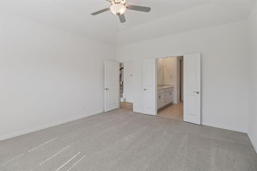 Spacious, unfurnished interior of a new home in Southridge - Signature Series, Princeton (Image 16). Spacious, unfurnished interior of a new home in Southridge - Signature Series, Princeton (Image 16).