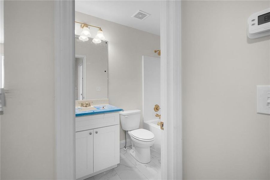 Furnished interior view inside a new home in , Calhoun (Image 11).