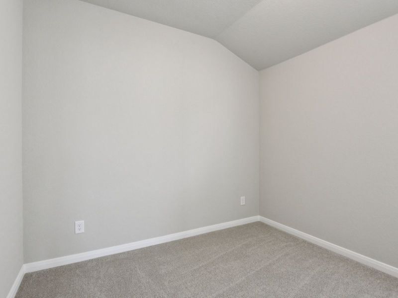 Spacious, unfurnished interior of a new home in Comanche Ridge, San Antonio (Image 22).