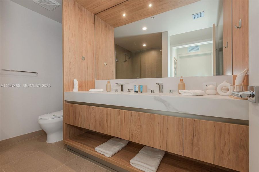 Furnished interior view inside a new home in , Miami (Image 31).