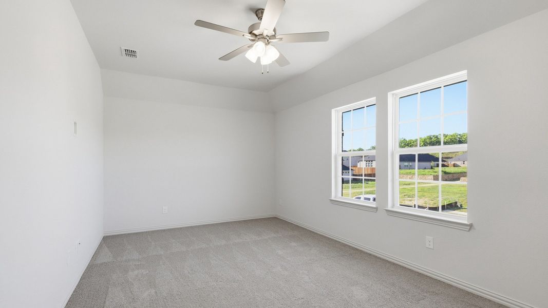 Furnished interior view inside a new home in Green Oaks Preserve, Arlington (Image 33). Furnished interior view inside a new home in Green Oaks Preserve, Arlington (Image 33).