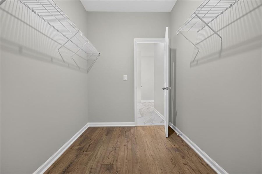 Spacious, unfurnished interior of a new home in , Athens (Image 36).