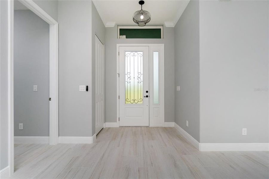 Spacious, unfurnished interior of a new home in , Port Charlotte (Image 34).