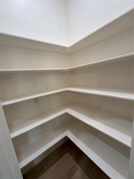 Spacious, unfurnished interior of a new home in , Abilene (Image 22).