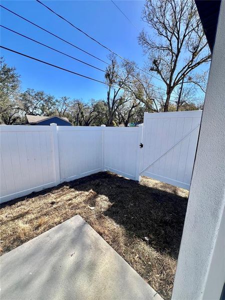 Exterior details and patio area of a home in , Tampa (Image 3).