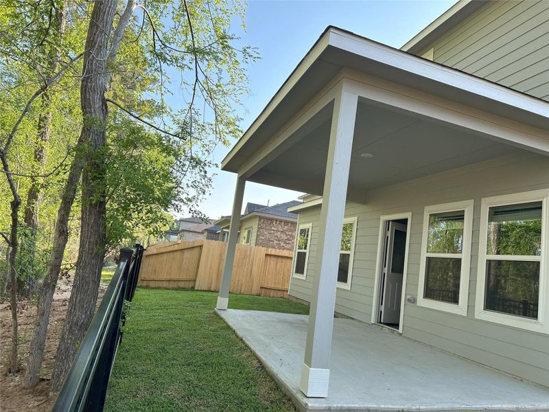 Image 29 of a home in Lakes at Black Oak.
