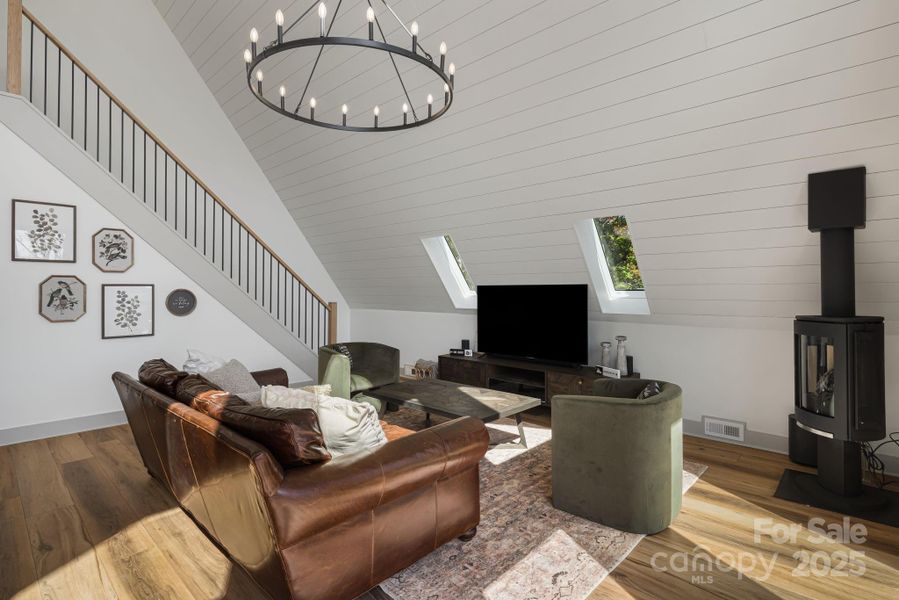 Furnished interior view inside a new home in , Seven Devils (Image 6).