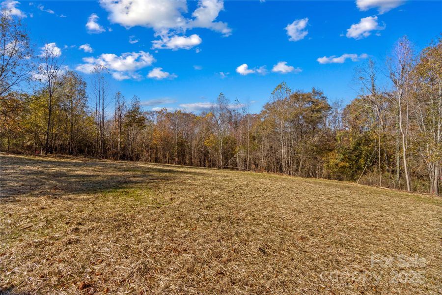Natural landscape and outdoor views near in Statesville (Image 41). Natural landscape and outdoor views near in Statesville (Image 41).