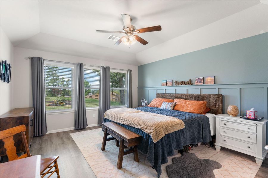 Furnished interior view inside a new home in Wedgewood Forest, Conroe (Image 29). Furnished interior view inside a new home in Wedgewood Forest, Conroe (Image 29).