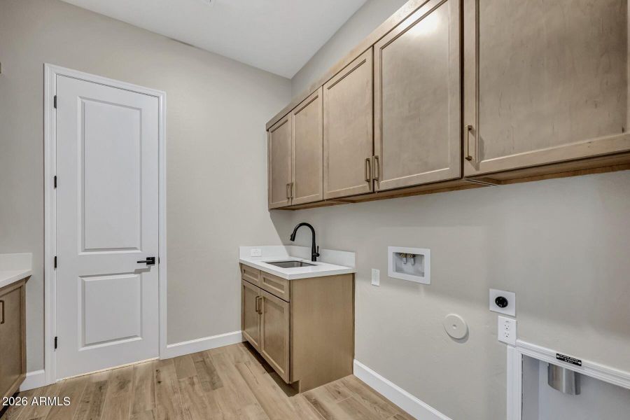 Homesite104-022 Homesite104-022