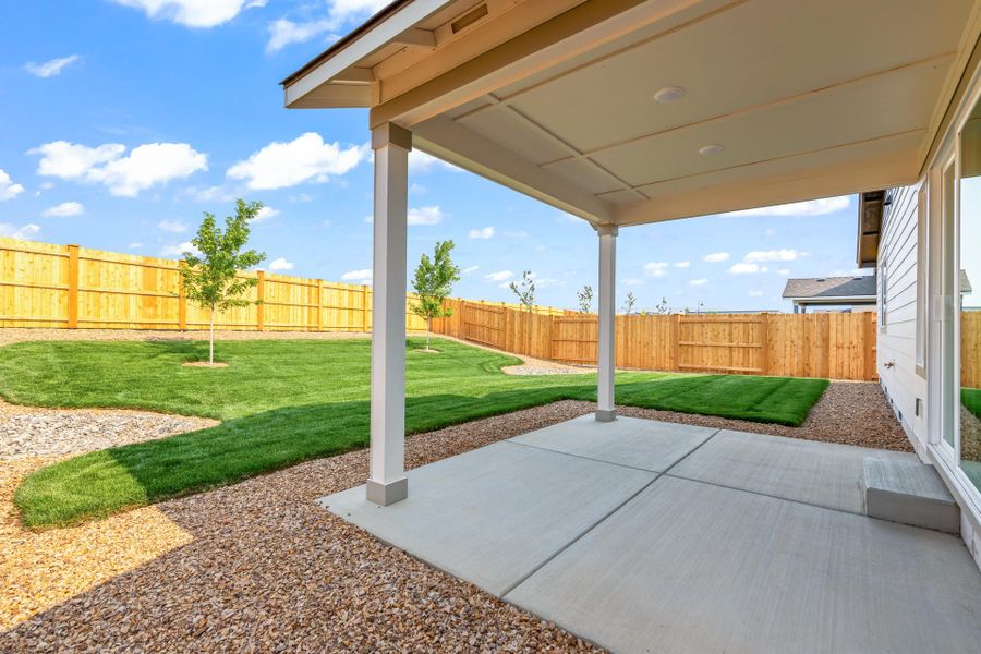 Exterior details and patio area of a home in IronHorse, Prineville (Image 26).