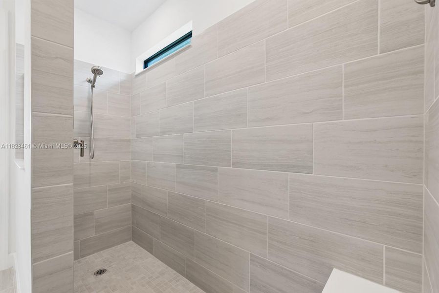 Image 36 of a home in Del Webb Naples.