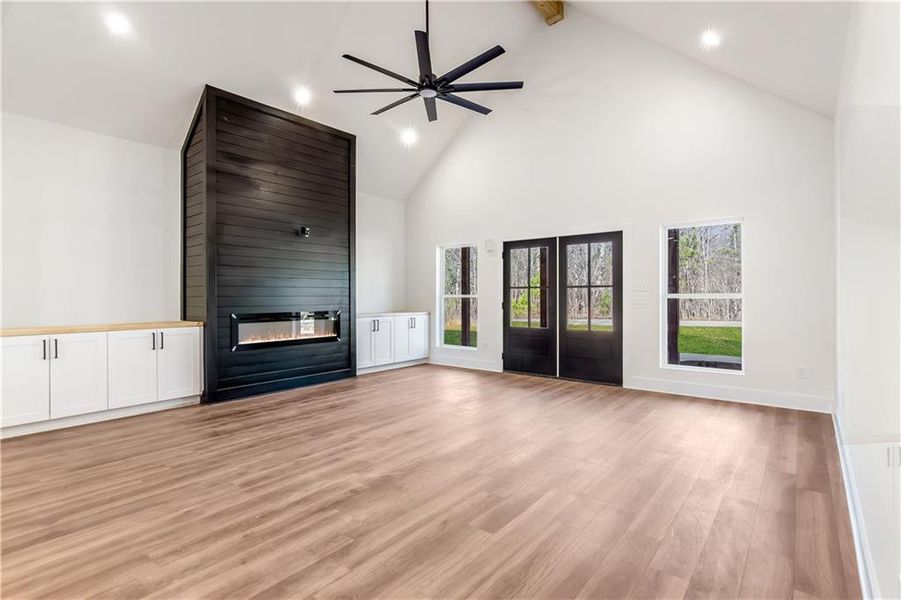 Spacious, unfurnished interior of a new home in , Talking Rock (Image 44).