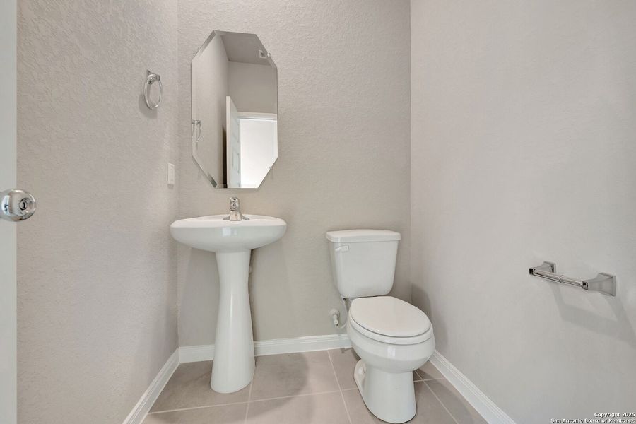 Furnished interior view inside a new home in Paloma Park, Converse (Image 12).