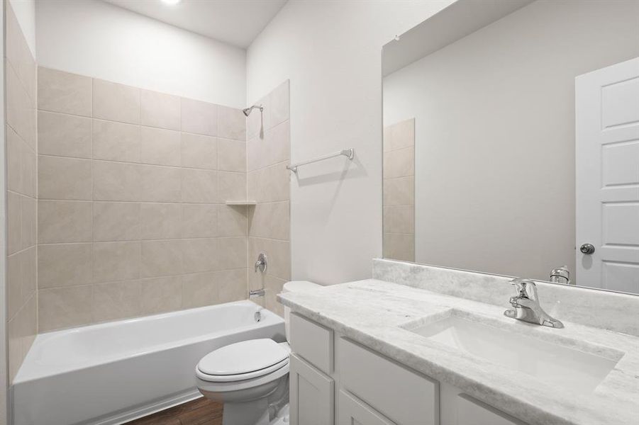 Furnished interior view inside a new home in Rocky Creek Crossing, Fort Worth (Image 6).