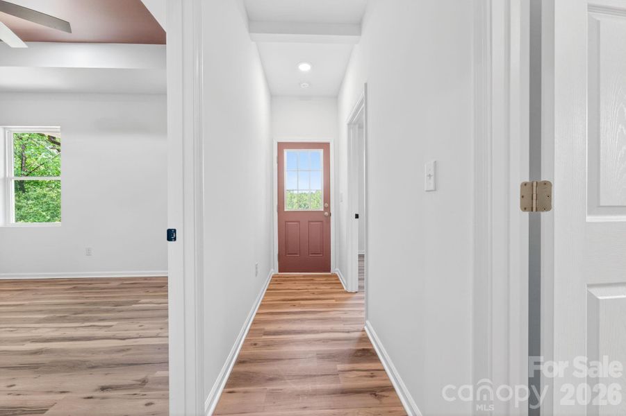 Spacious, unfurnished interior of a new home in , Shelby (Image 38).