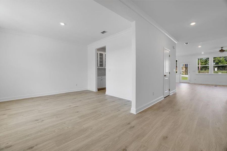 Spacious, unfurnished interior of a new home in Oakmead, Buford (Image 27). Spacious, unfurnished interior of a new home in Oakmead, Buford (Image 27).