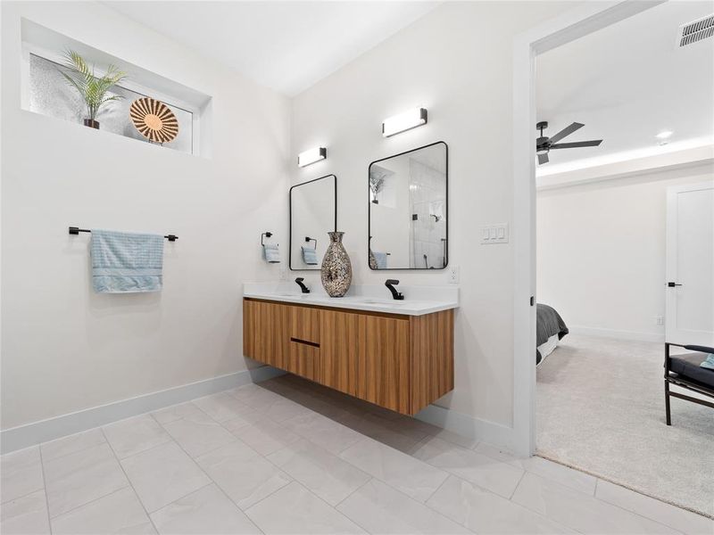 Furnished interior view inside a new home in , Dallas (Image 31).