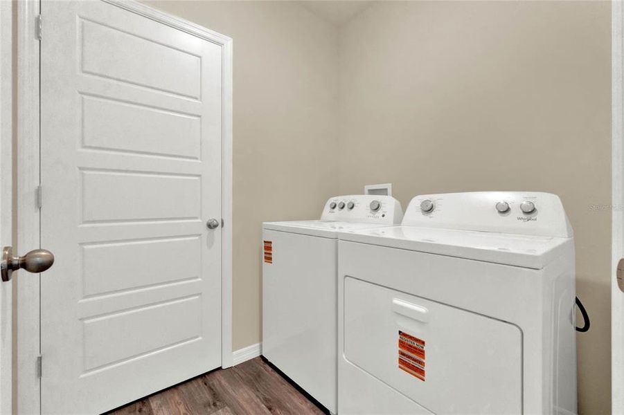 Furnished interior view inside a new home in Avalon Park Tavares, Tavares (Image 15).