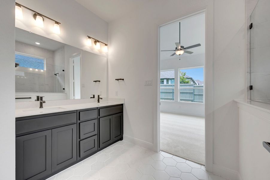 Owner's Bath Owner's Bath