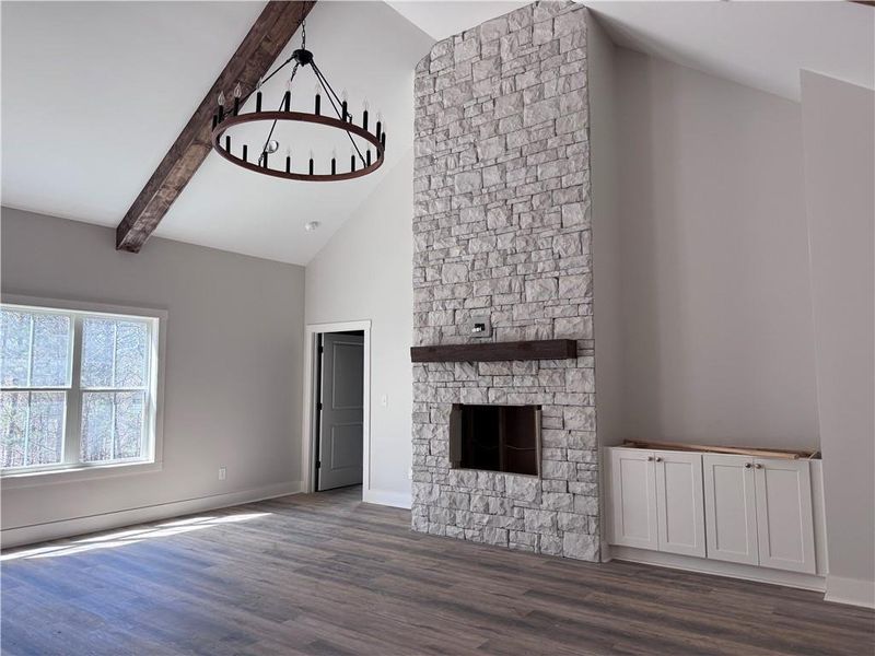 Spacious, unfurnished interior of a new home in , Bremen (Image 13).