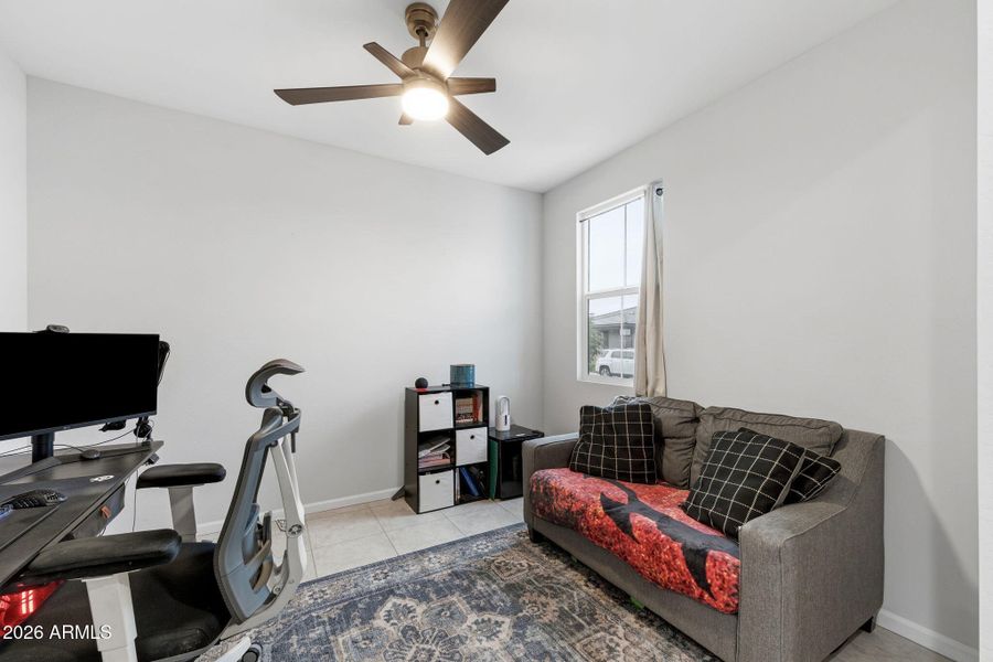 035__2487 E Boulder Ave