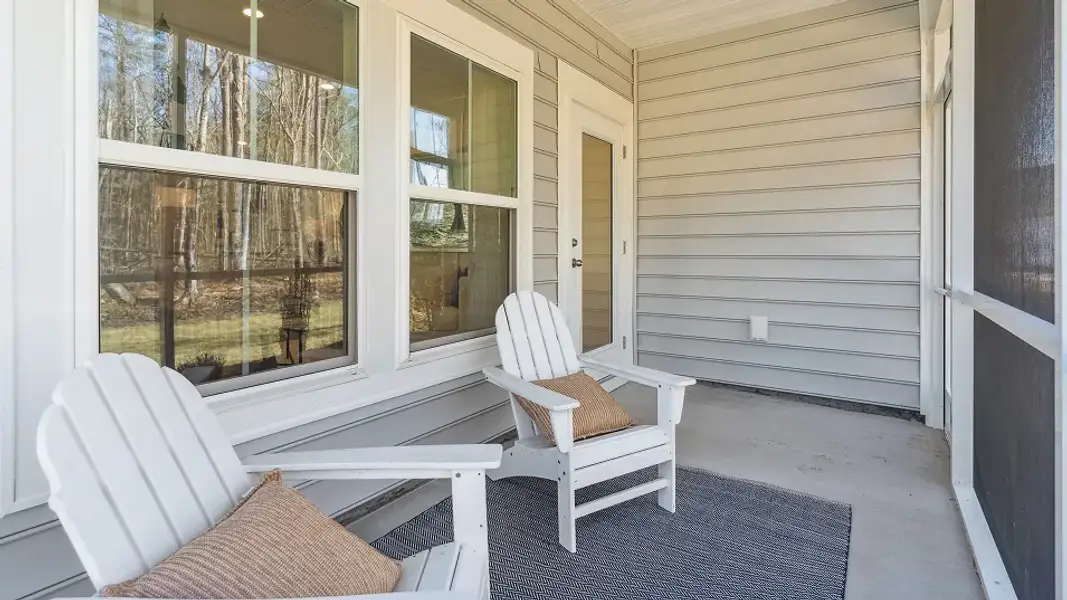 1558 Carlyle Opt Screened Porch F1 6 3 25