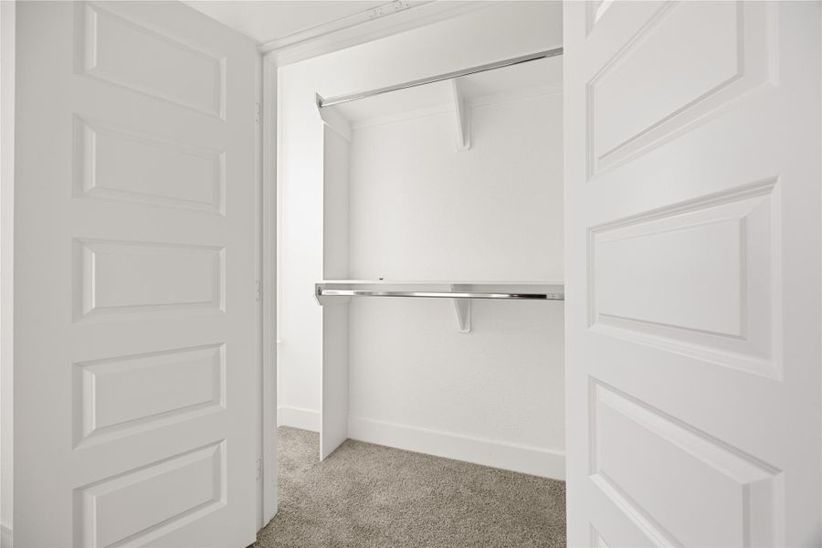 Spacious, unfurnished interior of a new home in , Houston (Image 22).