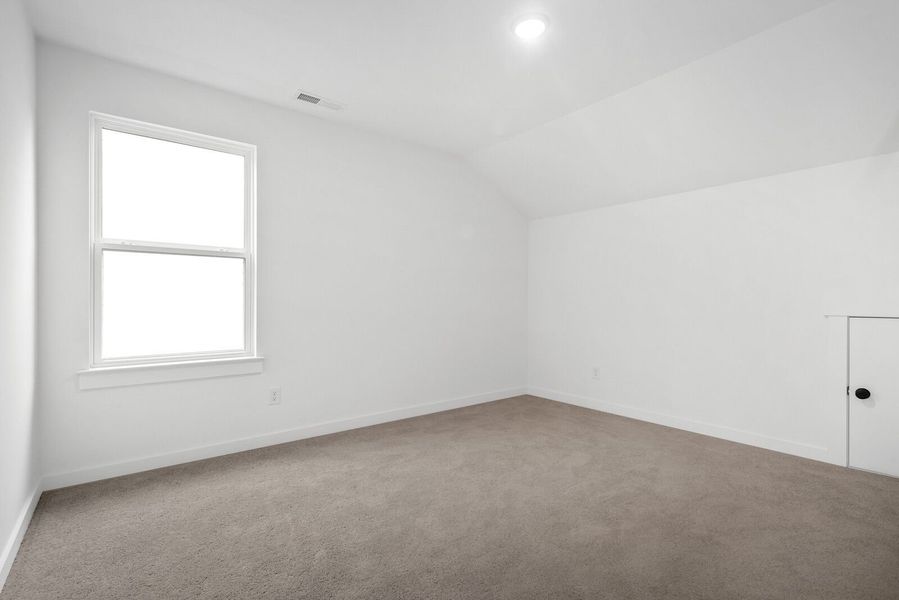 Representative unfurnished interior of a home built from the The Ridgeport M by Davidson Homes LLC in Parks at Foster Crossing, Anna (Image 30).