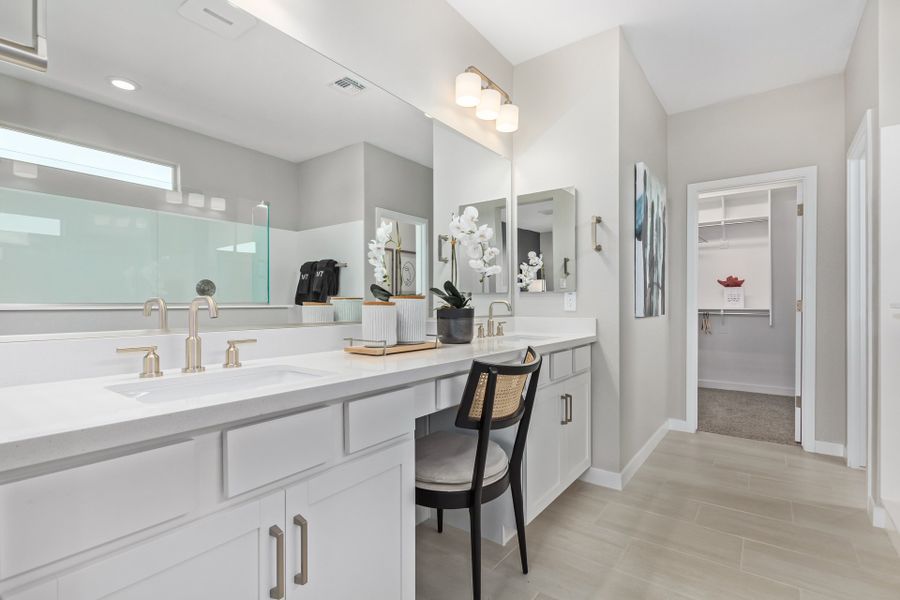 Furnished interior view inside a new home in Stonehaven, Glendale (Image 4).