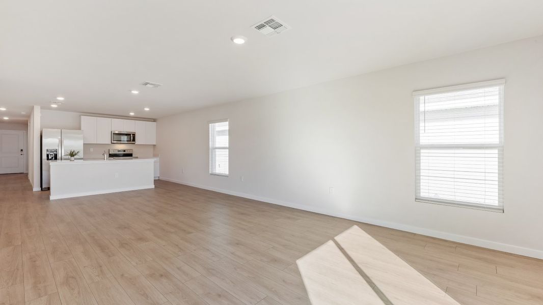 Spacious, unfurnished interior of a new home in Asher Park, Lehigh Acres (Image 12). Spacious, unfurnished interior of a new home in Asher Park, Lehigh Acres (Image 12).
