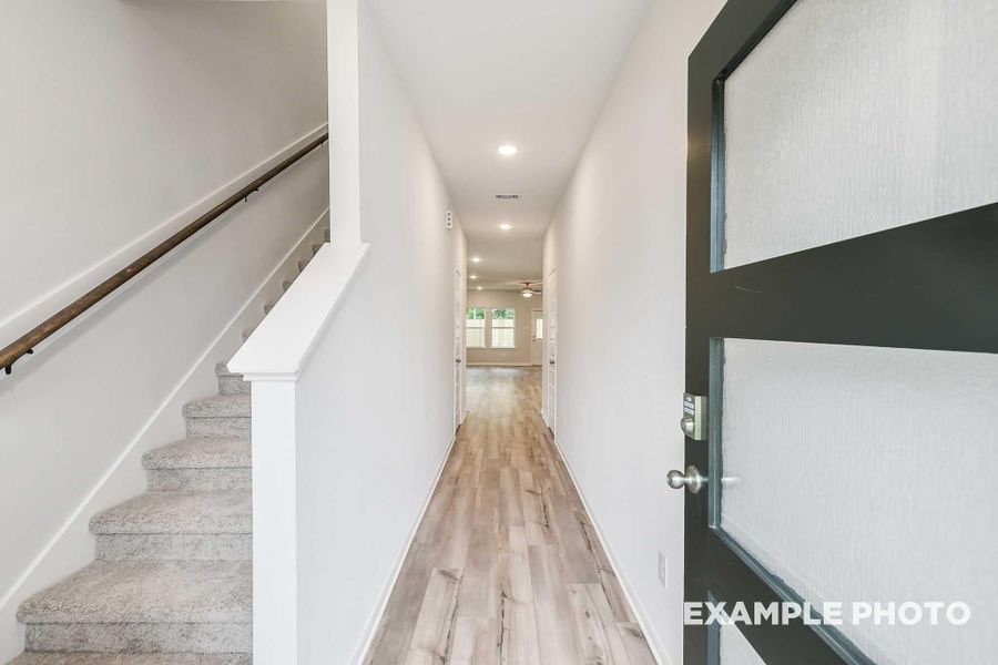 Spacious, unfurnished interior of a new home in Caney Creek Place, Conroe (Image 16).