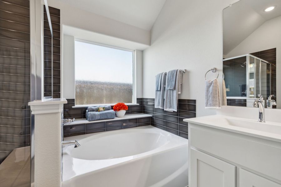 Representative furnished interior of a home built from the Concept 2065 by Risewell Homes in Summer Crest, Fort Worth (Image 4).