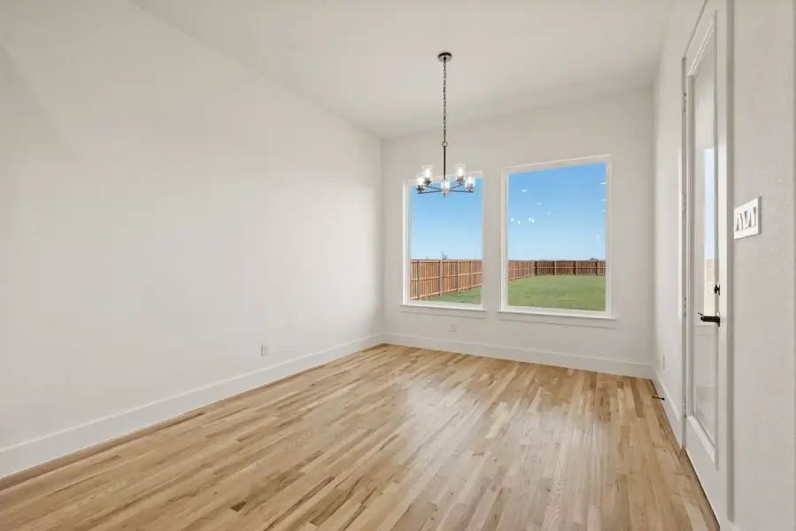 Spacious, unfurnished interior of a new home in Settlers Glen, New Fairview (Image 29).