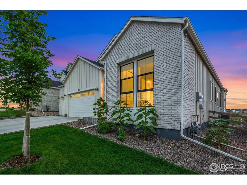 Exterior details and patio area of a home in , Timnath (Image 4).