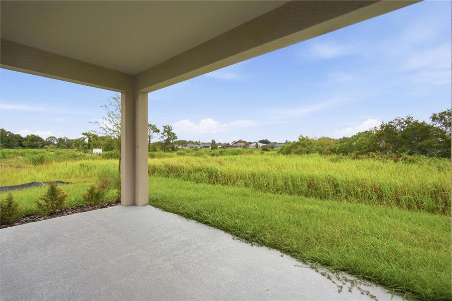 Exterior details and patio area of a home in Glen Lakes, Weeki Wachee (Image 4). Exterior details and patio area of a home in Glen Lakes, Weeki Wachee (Image 4).