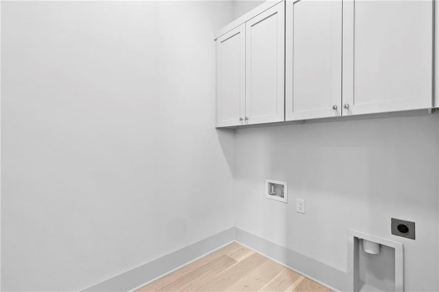 Spacious, unfurnished interior of a new home in , Fayetteville (Image 59).