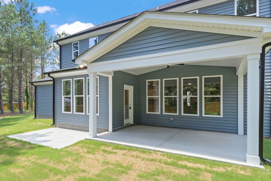 Representative exterior details of a home built from the The Whitley by RobuckHomes in Baylee Ridge, Selma (Image 65).