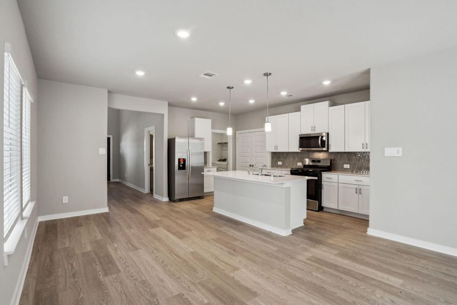 Photo is not of the actual home but is an inspirational photo of builder’s model home and may depict options, furnishings, and/or decorator features that are not included. Photo is not of the actual home but is an inspirational photo of builder’s model home and may depict options, furnishings, and/or decorator features that are not included.