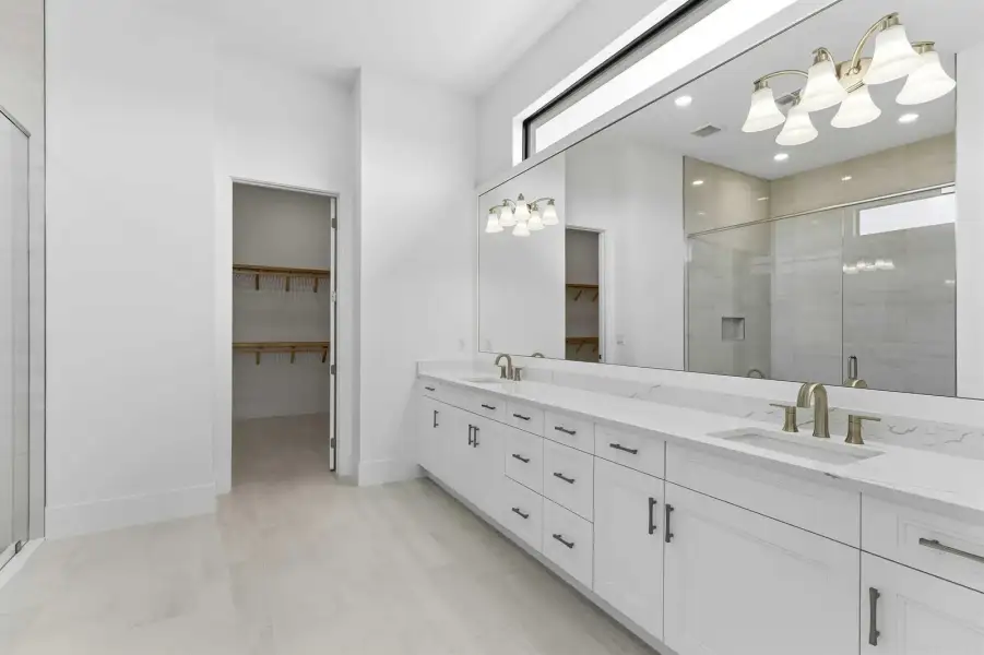 Owner's Bath Owner's Bath